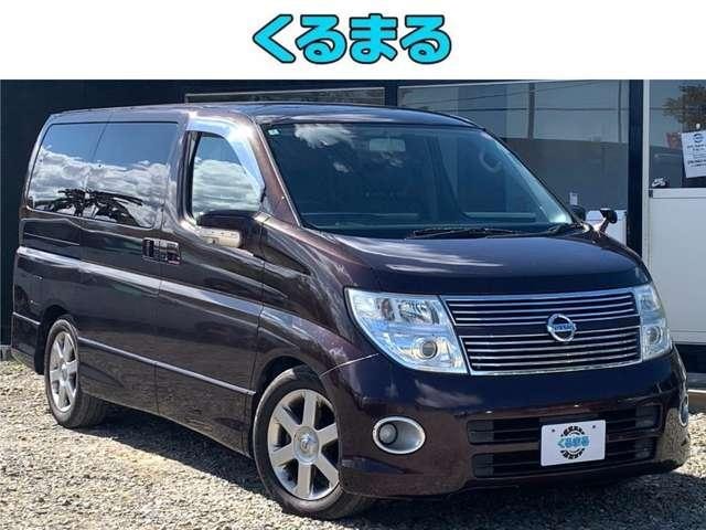 Nissan ELGRAND 2010 — фото автомобиля