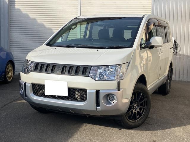 Mitsubishi DELICA D:5 2013 — фото автомобиля