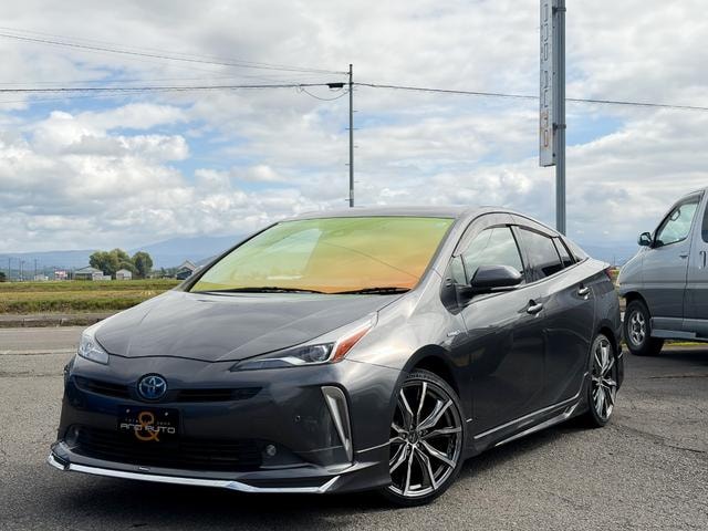 Toyota PRIUS 2019 — фото автомобиля 1