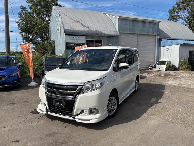 Toyota ESQUIRE 2015 — фото автомобиля 1