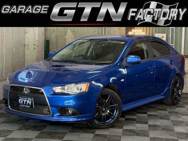 Mitsubishi GALANT FORTIS SPORT BACK 2010 — фото автомобиля 1