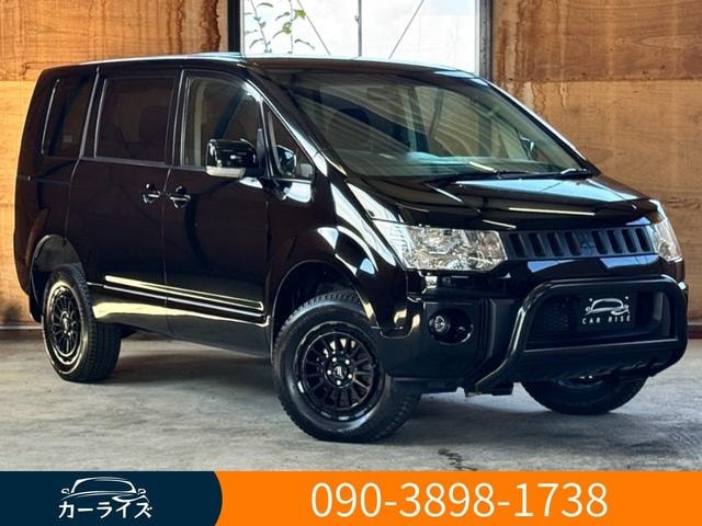 Mitsubishi DELICA D:5 2012 — фото автомобиля 1