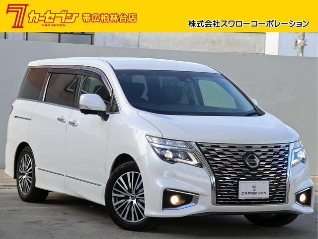Nissan ELGRAND 2020 — фото автомобиля