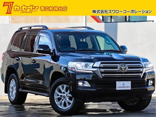 Toyota LAND CRUISER 2017 — фото автомобиля 1