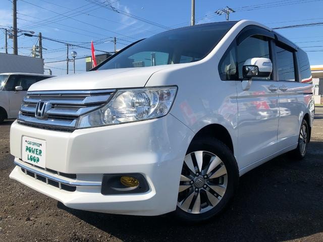 Honda STEPWAGON 2014 — фото автомобиля 1