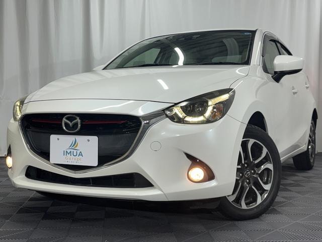 Mazda DEMIO 2015 — фото автомобиля