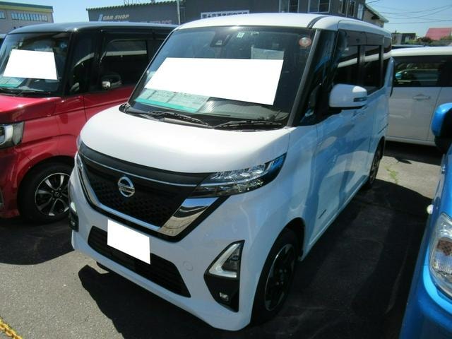 Nissan ROOX 2020 — фото автомобиля 1
