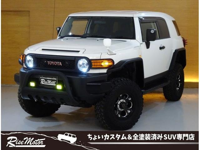 Toyota FJ CRUISER 2017 — фото автомобиля
