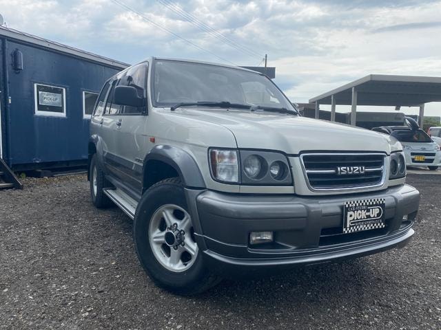 Isuzu BIGHORN 1998 — фото автомобиля