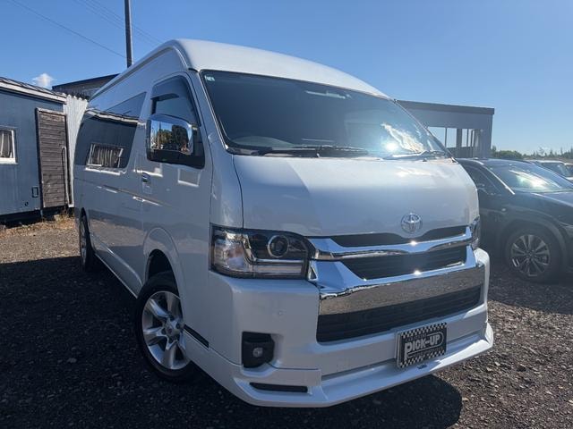 Toyota HIACE WAGON 2026 — фото автомобиля