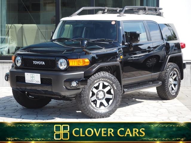 Toyota FJ CRUISER 2016 — фото автомобиля