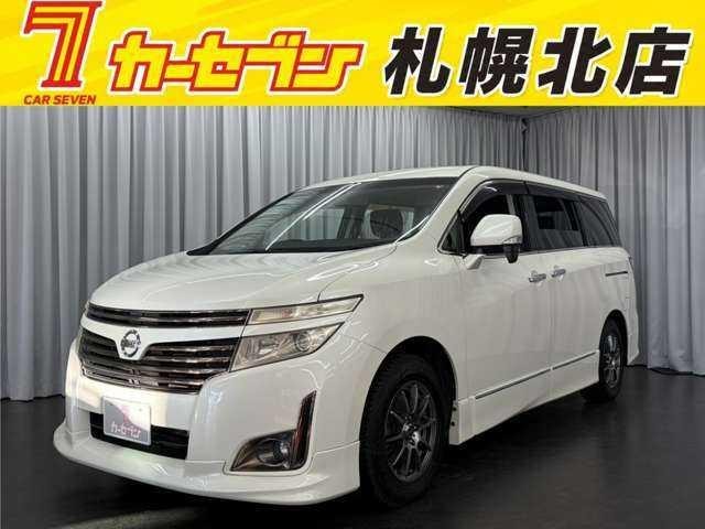Nissan ELGRAND 2012 — фото автомобиля 1