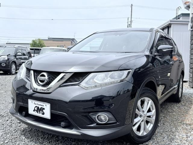Nissan X-TRAIL 2015 — фото автомобиля 1
