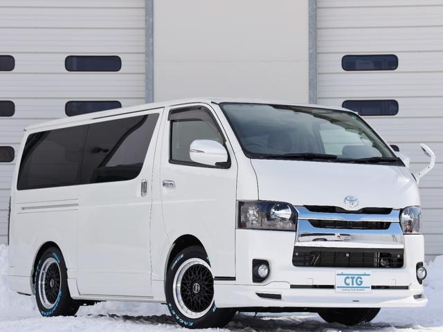 Toyota HIACE VAN 2014 — фото автомобиля 1