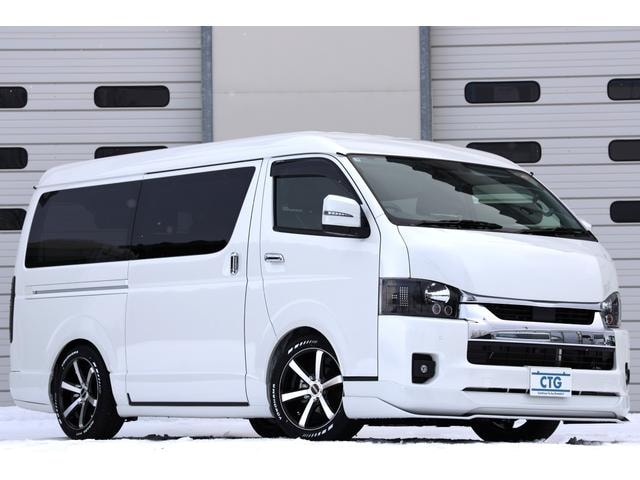 Toyota HIACE WAGON 2025 — фото автомобиля