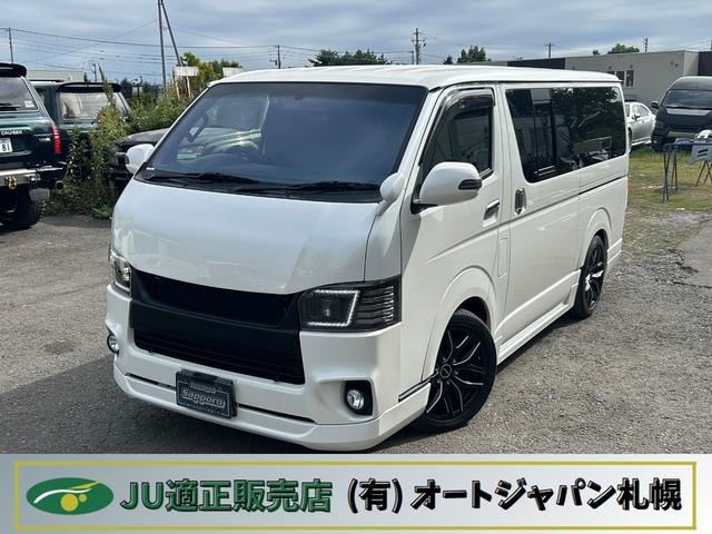 Toyota HIACE VAN 2011 — фото автомобиля 1