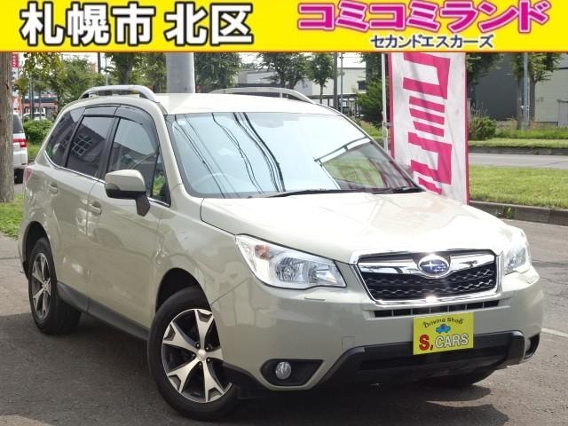 Subaru FORESTER 2015 — фото автомобиля 1