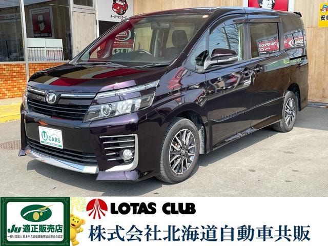 Toyota VOXY 2014 — фото автомобиля 1