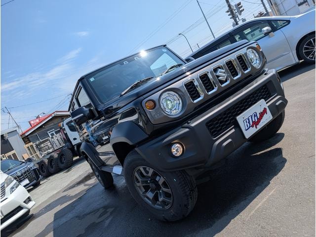 Suzuki JIMNY NOMADE 2025 — фото автомобиля 1