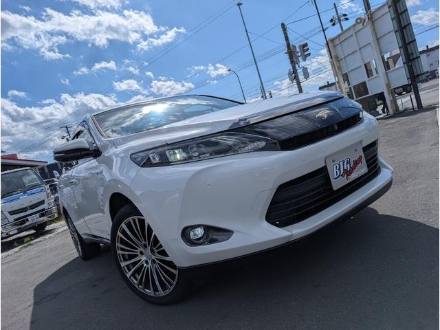 Toyota HARRIER HYBRID 2015 — фото автомобиля