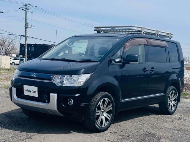 Mitsubishi DELICA D:5 2014 — фото автомобиля 1