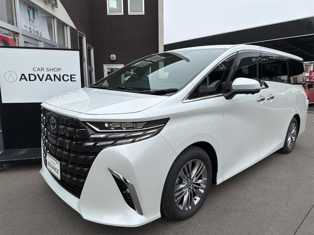 Toyota ALPHARD HYBRID 2026 — фото автомобиля
