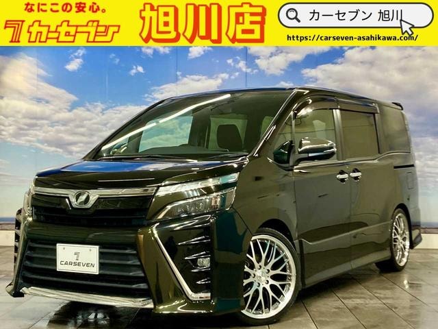 Toyota VOXY 2017 — фото автомобиля 1