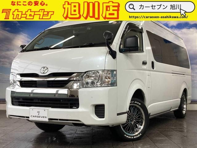 Toyota HIACE VAN 2022 — фото автомобиля 1