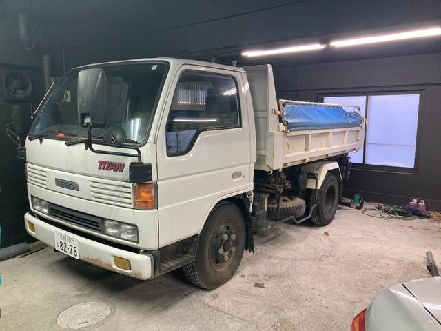 Mazda TITAN TRUCK 1995 — фото автомобиля