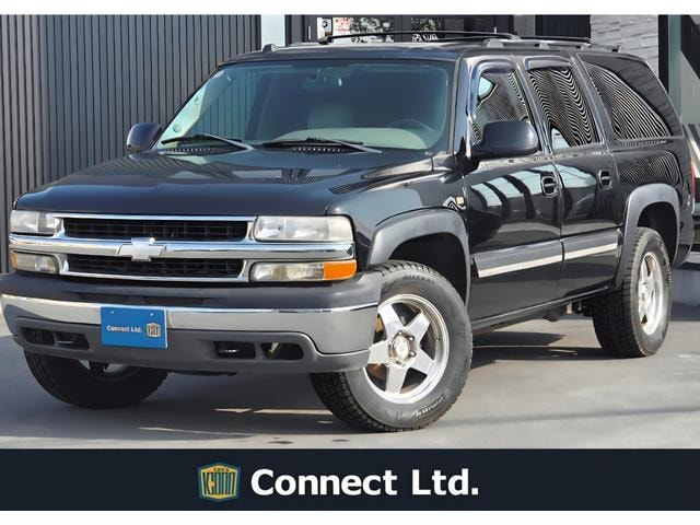 Chevrolet SUBURBAN 2005 — фото автомобиля
