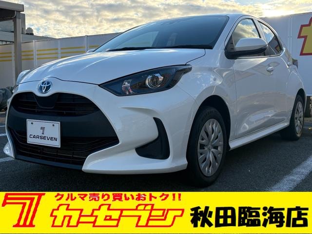 Toyota YARIS 2023 — фото автомобиля