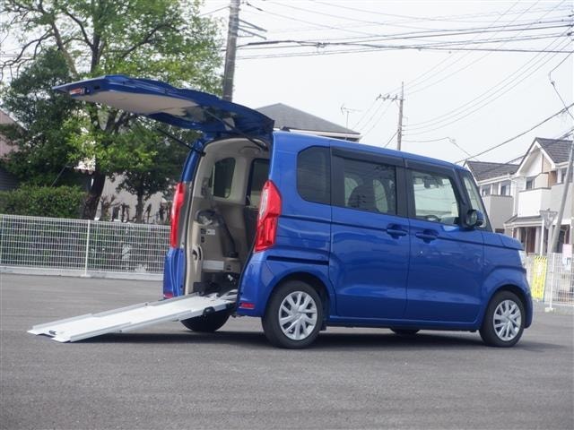 Honda N-BOX 2019 — фото автомобиля 1