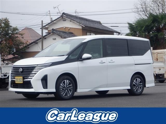Nissan SERENA 2024 — фото автомобиля 1