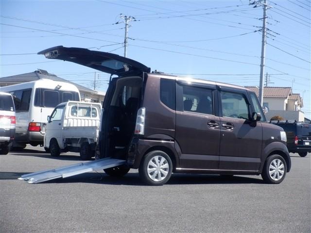 Honda N-BOX PLUS 2016 — фото автомобиля 1