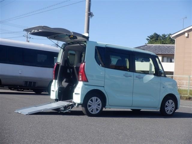 Daihatsu TANTO 2021 — фото автомобиля