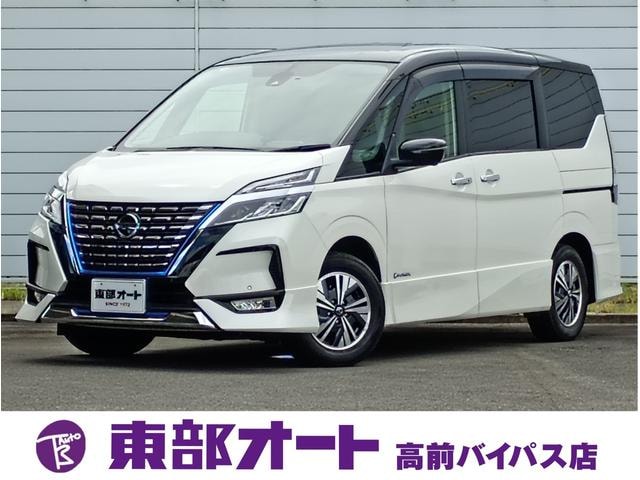 Nissan SERENA 2022 — фото автомобиля 1