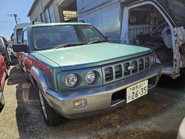 Nissan RASHEEN 2000 — фото автомобиля 1