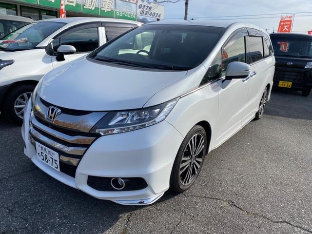 Honda ODYSSEY 2016 — фото автомобиля 1