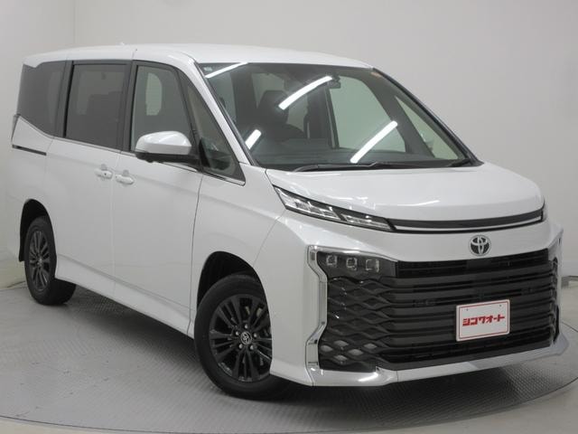 Toyota VOXY 2025 — фото автомобиля 1