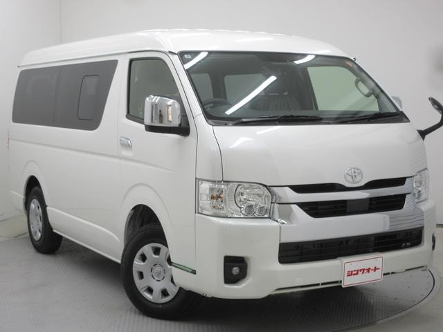 Toyota HIACE WAGON 2025 — фото автомобиля 1