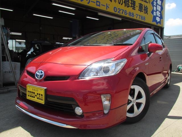 Toyota PRIUS 2013 — фото автомобиля 1