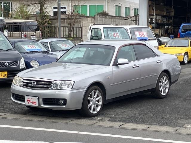 Nissan GLORIA 2004 — фото автомобиля