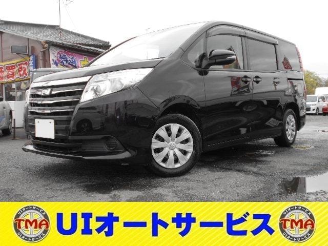Toyota NOAH 2017 — фото автомобиля 1