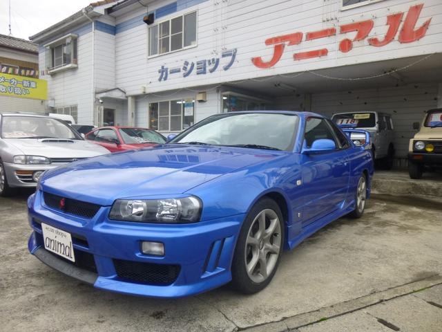 Nissan SKYLINE 2000 — фото автомобиля
