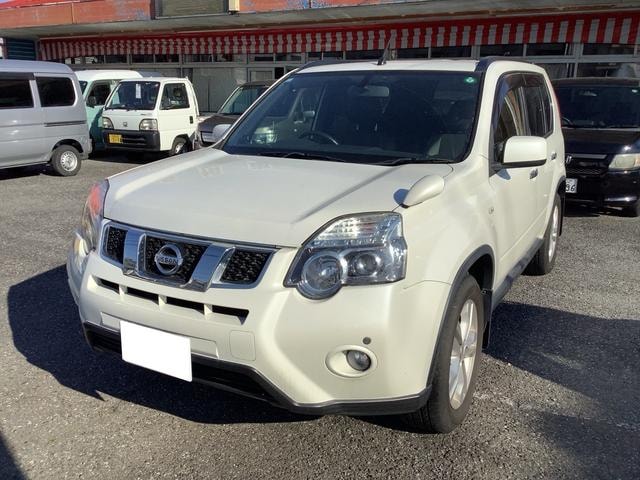 Nissan X-TRAIL 2011 — фото автомобиля 1