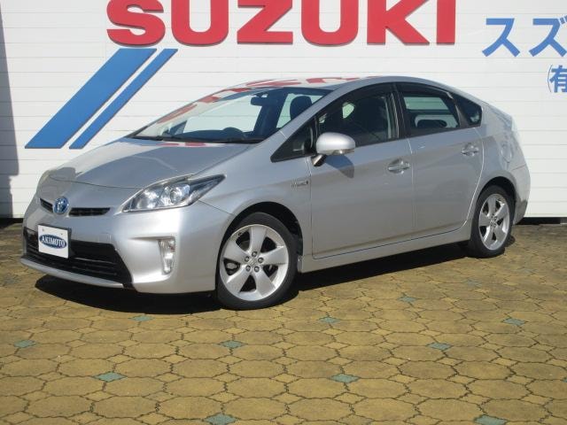 Toyota PRIUS 2012 — фото автомобиля 1