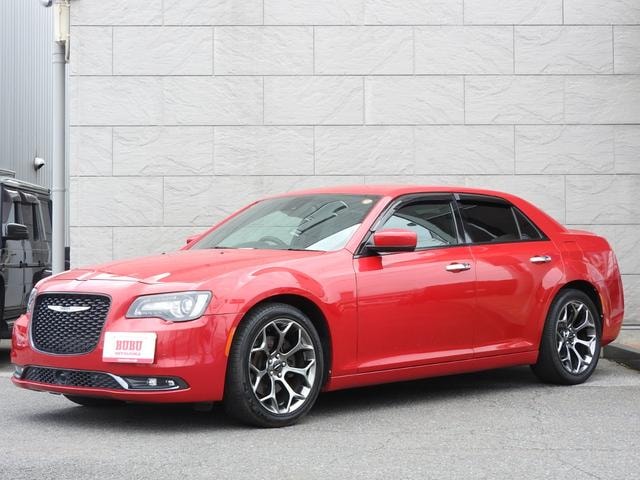 Chrysler 300 2016 — фото автомобиля 1
