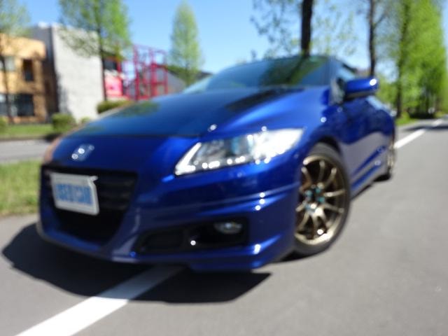 Honda CR-Z 2011 — фото автомобиля 1