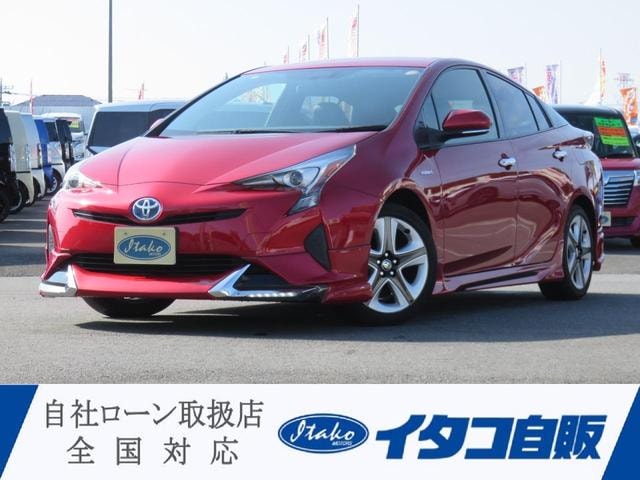 Toyota PRIUS 2017 — фото автомобиля 1