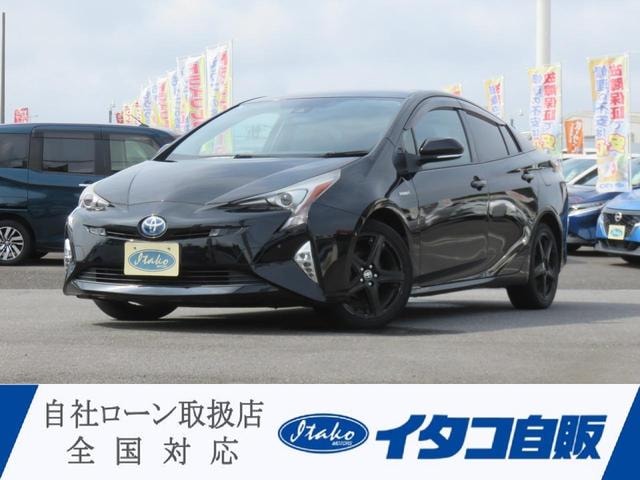 Toyota PRIUS 2016 — фото автомобиля 1